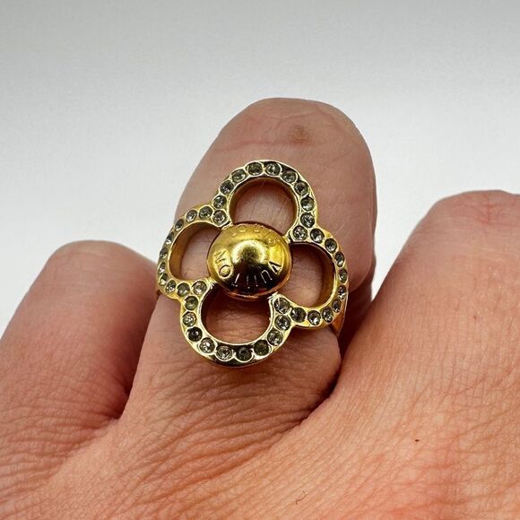 Authentic Louis Vuitton Berg Flower Power Ring with dust bag! - Picture 6 of 14